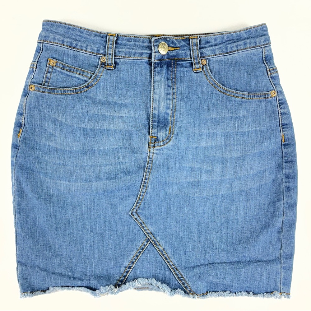 Just Quella Denim Blue Jean Women's Skirt Size XS 0-2 Distressed Hem
